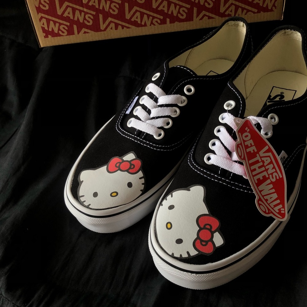 Hello Kitty Vans